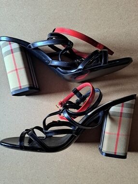 Burberry Anthea Heels EU 39 | Black Leather | Signature Check Heel